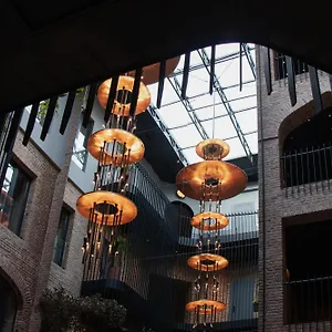 5* Hotel Qarvasla